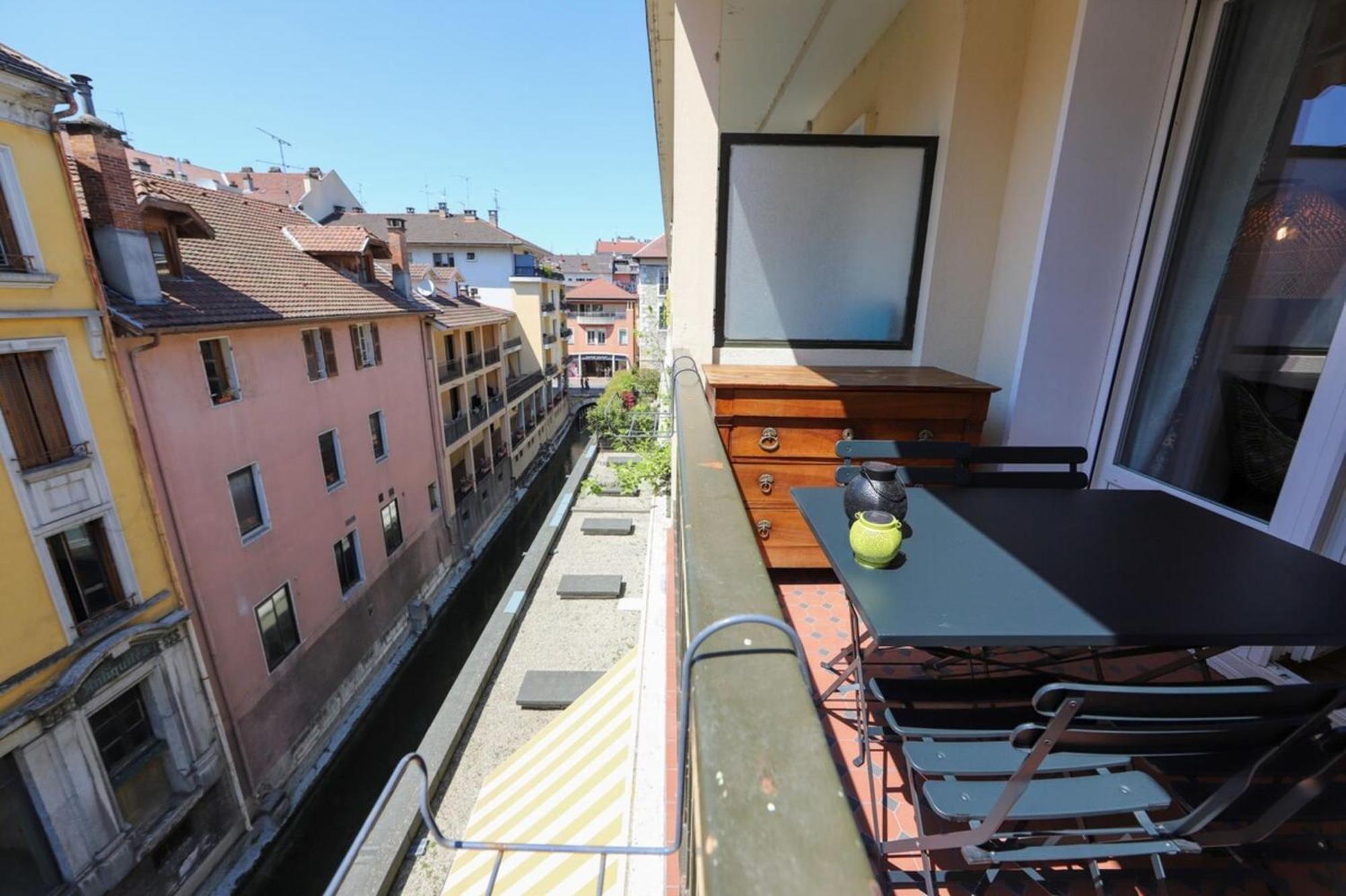 Cozy Along The River - Downtown & Terrace - 4 Annecy Esterno foto